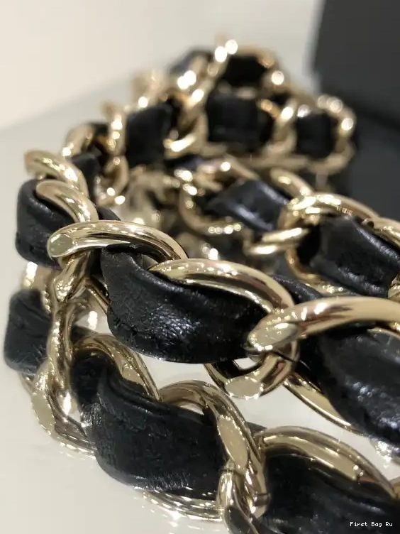 Firstbag Ru CHANEL CHANELUTCH CHAIN WITH 0516